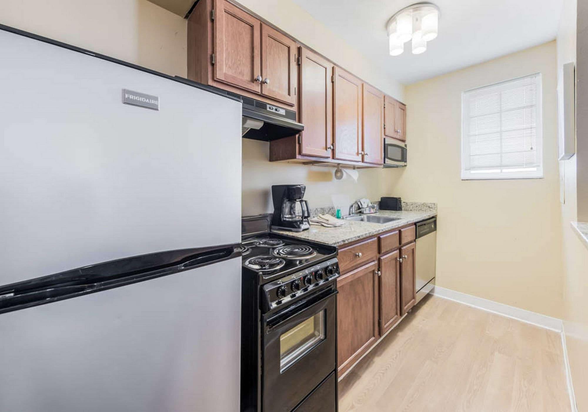 Birch Hills Suites - Blue Ash Extérieur photo