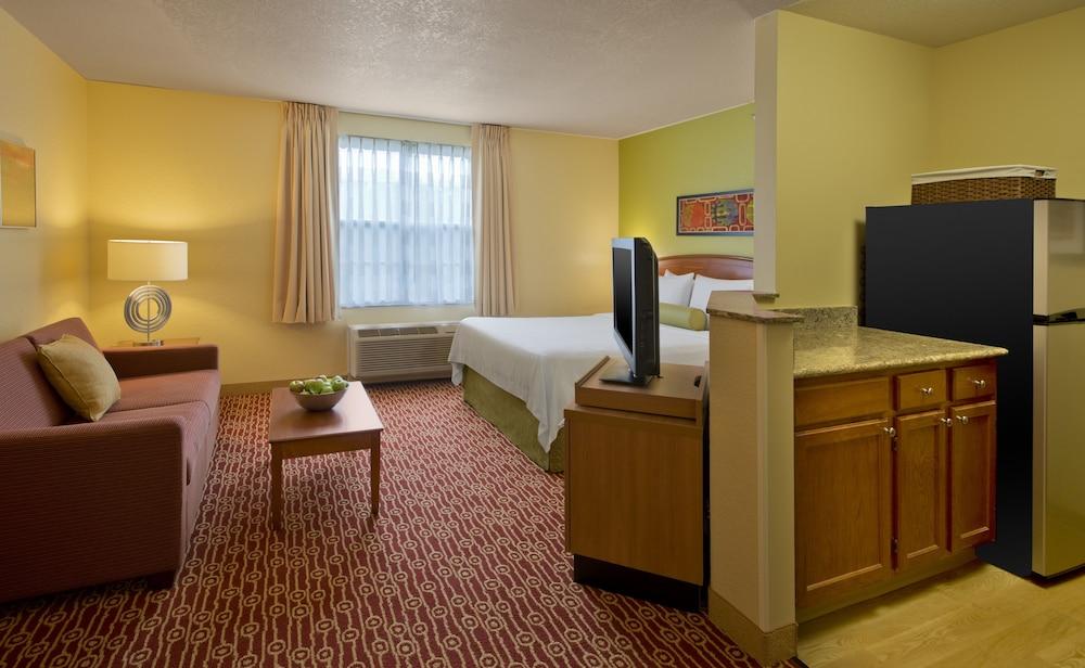 Birch Hills Suites - Blue Ash Extérieur photo