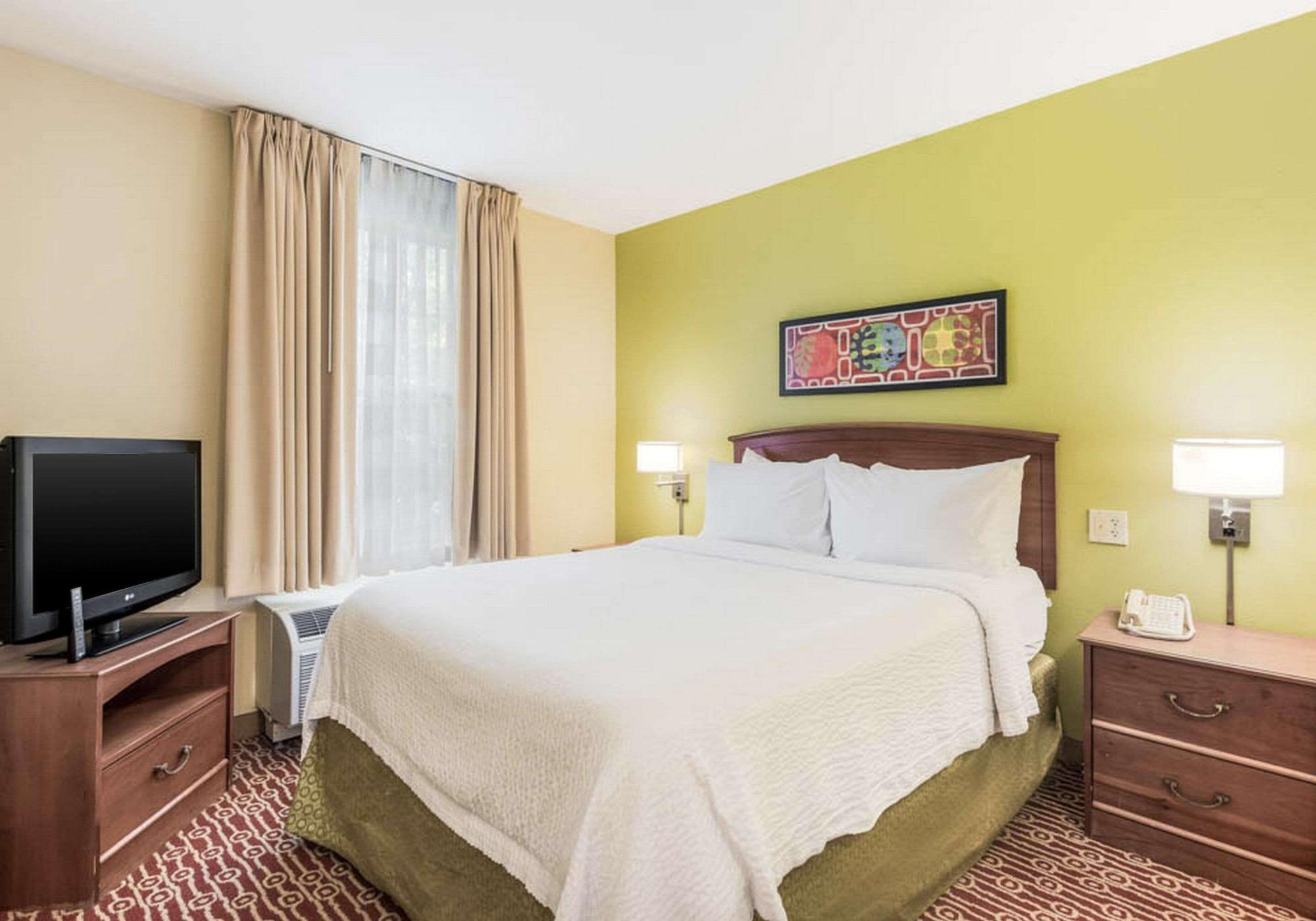 Birch Hills Suites - Blue Ash Extérieur photo